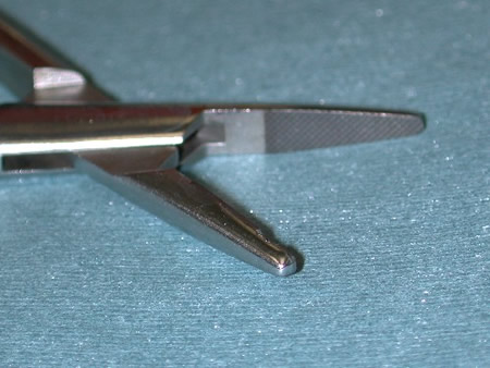 Mayo-Hegar needle holders distal end 