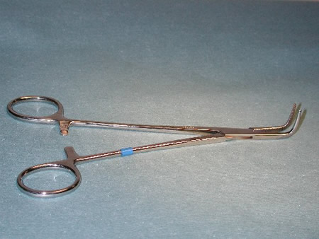 right angle forceps
